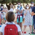 El uso de las mascarilla es obligatorio solo para los niños mayores de seis años