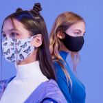 Mascarilla de Bershka.