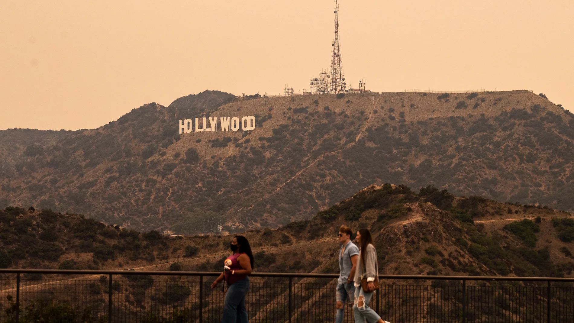 Wildfire smoke turns Los Angeles area sky orange