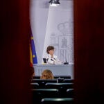 La vicepresidenta primera del Gobierno, Carmen Calvo, durante su comparecencia en rueda de prensa posterior al Consejo de Ministros