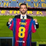 El bosnio Miralem Pjanic, en su presentación en el Camp Nou como jugador del FC Barcelona