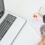 Conscientes de la importancia de securizar las aulas virtuales para evitar que se llenen de ciberamenazas, los expertos de Check Point comparten consejos para tener una experiencia más segura.
