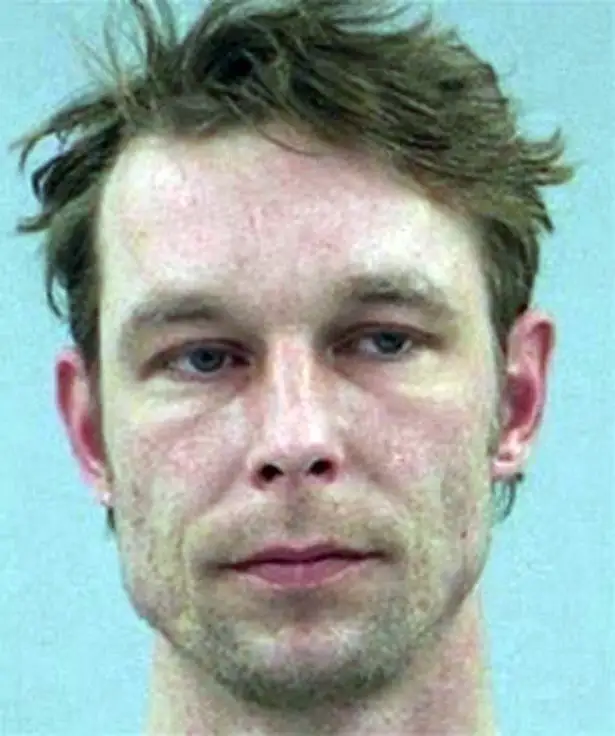 Imagen de una de las fichas policiales de Christian Brueckner