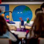 Naturaliza es una iniciativa que aboga por sacar las aulas alexterior e incluir una mirada ambiental en el currículo escolar