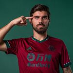 La tercera camiseta del Wolverhampton para la temporada 2020-21.