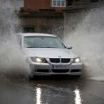 Tromba de agua que obliga a circular con precaución en la provincia de Burgos