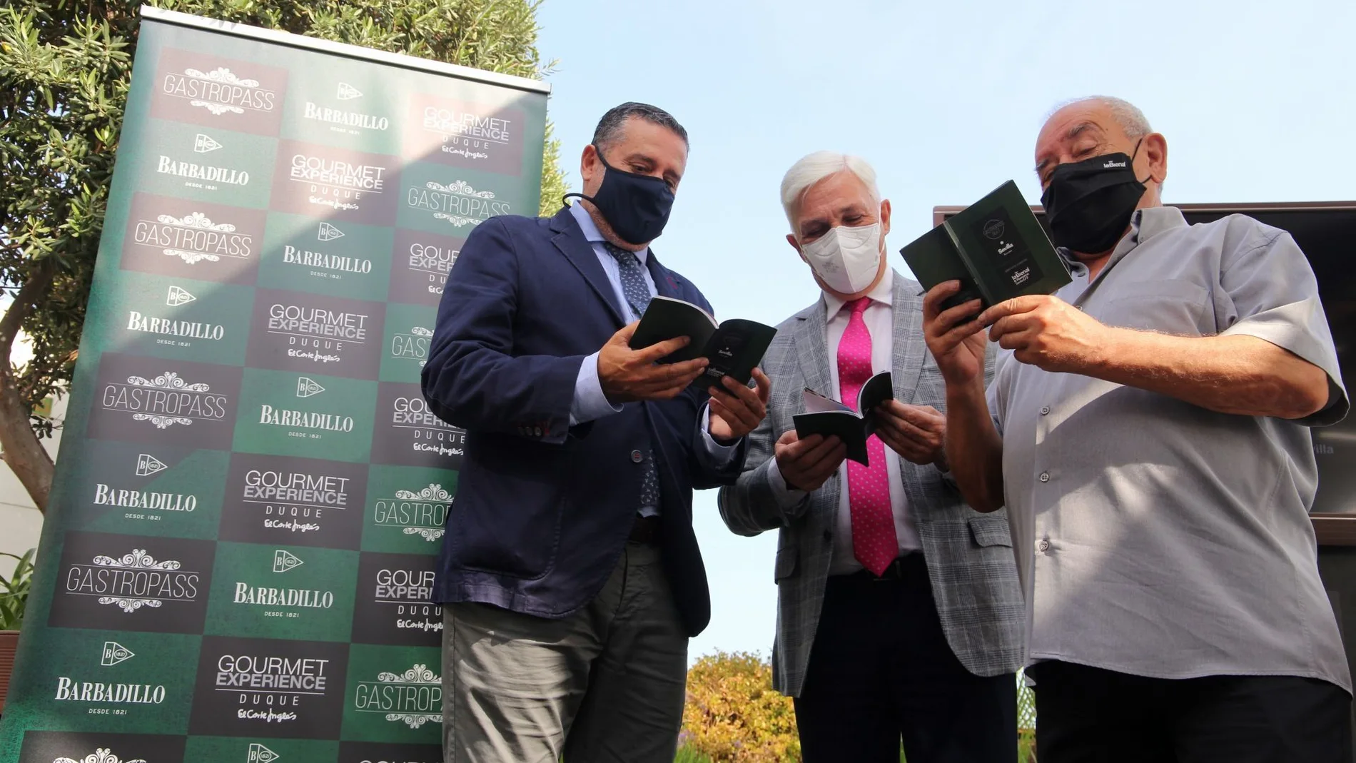 Presentación de la Guía Gastropass 360 en el Espacio Gourmet Experience de El Corte Inglés de la plaza del Duque, en Sevilla