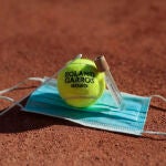 La nueva bola de Roland Garros 2020