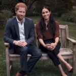 Harry y Meghan rompen el protocolo real en el 'prime time' de la televisión estadounidense.