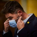 El diputado de ERC Gabriel Rufian durante la sesión del pleno del Congreso de los Diputados celebrada este martes en Madrid.