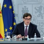 MADRID, 25/09/2020.- El ministro de Sanidad, Salvador Illa, durante la rueda de prensa posterior a la reunión del Comité de seguimiento del coronavirus celebrada este viernes en el Palacio de La Moncloa. EFE/Pool Moncloa/Borja Puig de la Bellacasa *****SÓLO USO EDITORIAL </picture></a><div class=