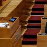 La portavoz del grupo popular, Isabel Bonig, se dirige al presidente Puig, en una imagen de archivo