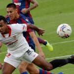 Jules Koundé con el Sevilla.