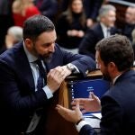 Pablo Casado y Santiago Abascal hablan en el Congreso de los Diputados