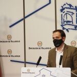 El presidente de la Diputación de Valladolid firma las adendas a los convenios con el Banco de Alimentos, Cáritas y Cruz Roja para luchar contra la exclusión social