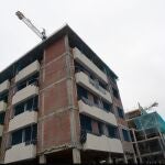 Bloque de viviendas en construcción