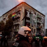 Policías alemanes desalojan un edificio ocupado en Berlín