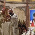 El cardenal Agostino Vallini, durante la beatificación de Carlo Acutis, en la basílica de San Francisco, en Asis.