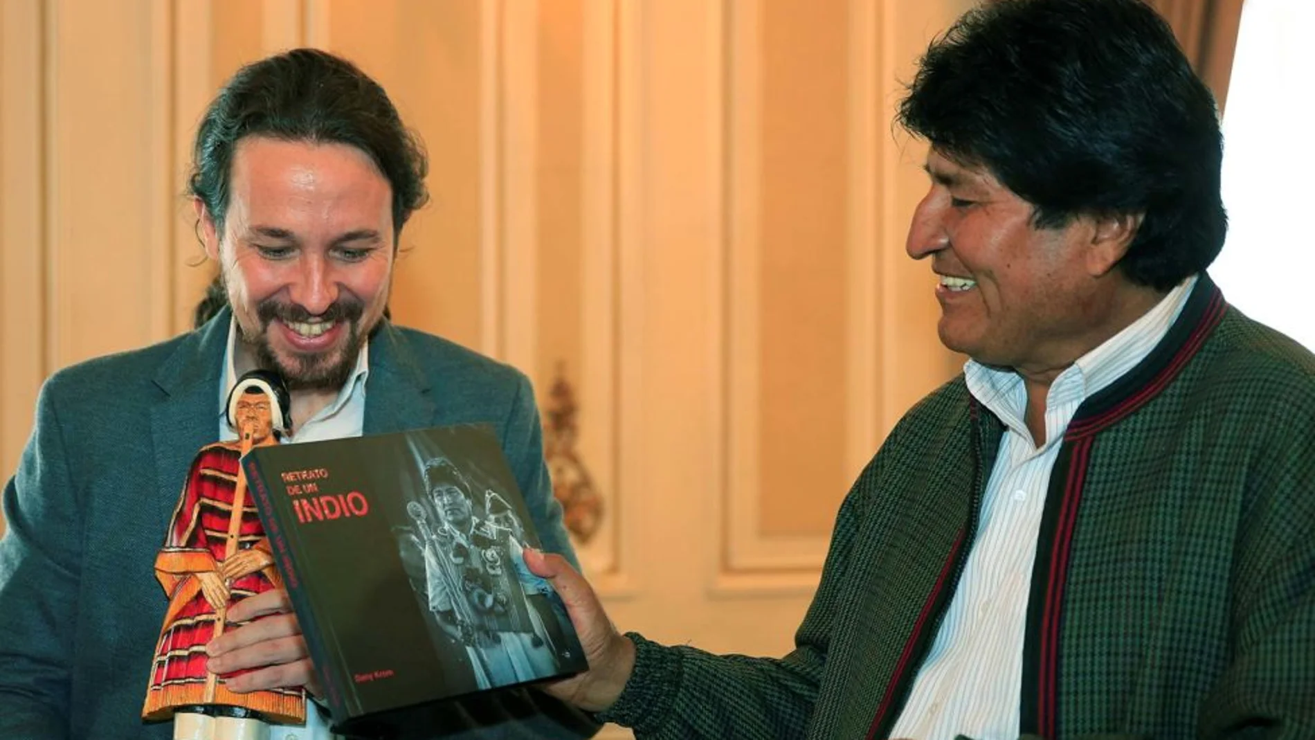 Pablo Iglesias y Evo Morales en La Paz Bolivia en 2017.