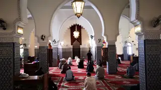 Vista del interior de la mezquita Al Riad, en Rabat,.-EFE/Mohamed Siali Vista del interior de la mezquita Al Riad, en Rabat,.-EFE/Mohamed Siali