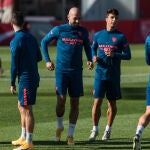 Aleix Vidal en un entrenamiento del Sevilla.