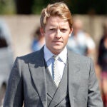 Hugh Grosvenor, Duque de Westminster, en la boda de Charlie van Straubenzee y Daisy Jenks.