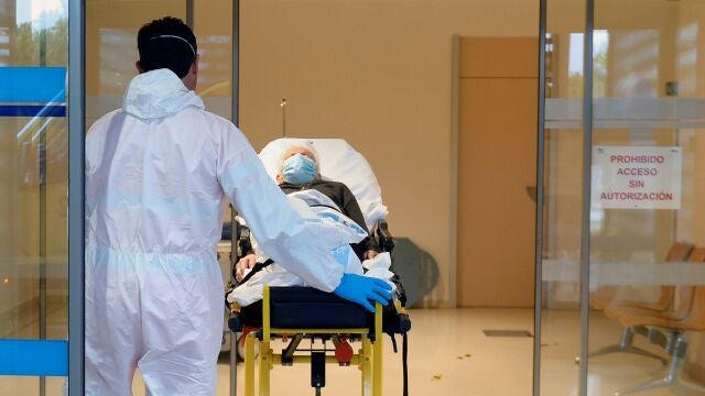 Actualmente hay en Castilla y León más de 900 personas hospitalizadas por la Covid-19