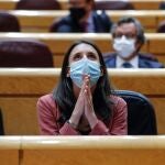 La ministra de Igualdad, Irene Montero, durante la sesión de control al Gobierno, en el Pleno del Senado, en Madrid. EFE/Emilio Naranjo