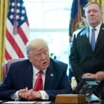 El presidente de EE UU, Donald Trump, anuncia el acuerdo con los líderes de Israel y Jartum