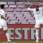Sergio Ramos celebra el segundo gol de su equipo ante el FC Barcelona en el Clásico del Camp Nou