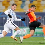 Andrea Pinamonti con el Inter de Milán.