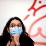 La vicepresidenta del Consell, Mónica Oltra, durante la rueda de prensa posterior al pleno que aprobó el proyecto de ley de Presupuestos de la Generalitat para 2021