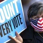 Una voluntaria electoral en Houston