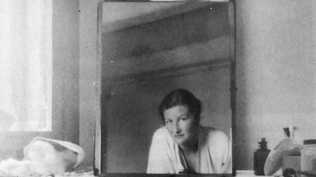 Con tan solo 27 años, Virginia Hall se disparó de forma accidental, algo que terminó derivando en la amputación de su pierna izquierda