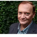 El escritor Gonzalo Giner