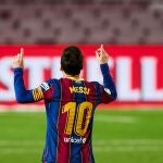 BARCELONA, 07/11/2020.- El delantero argentino del Barcelona Leo Messi, festeja su gol durante el partido contra el Betis, en la 9º jornada de LaLiga Santander disputado en el Camp Nou en Barcelona.- EFE/Alejandro García