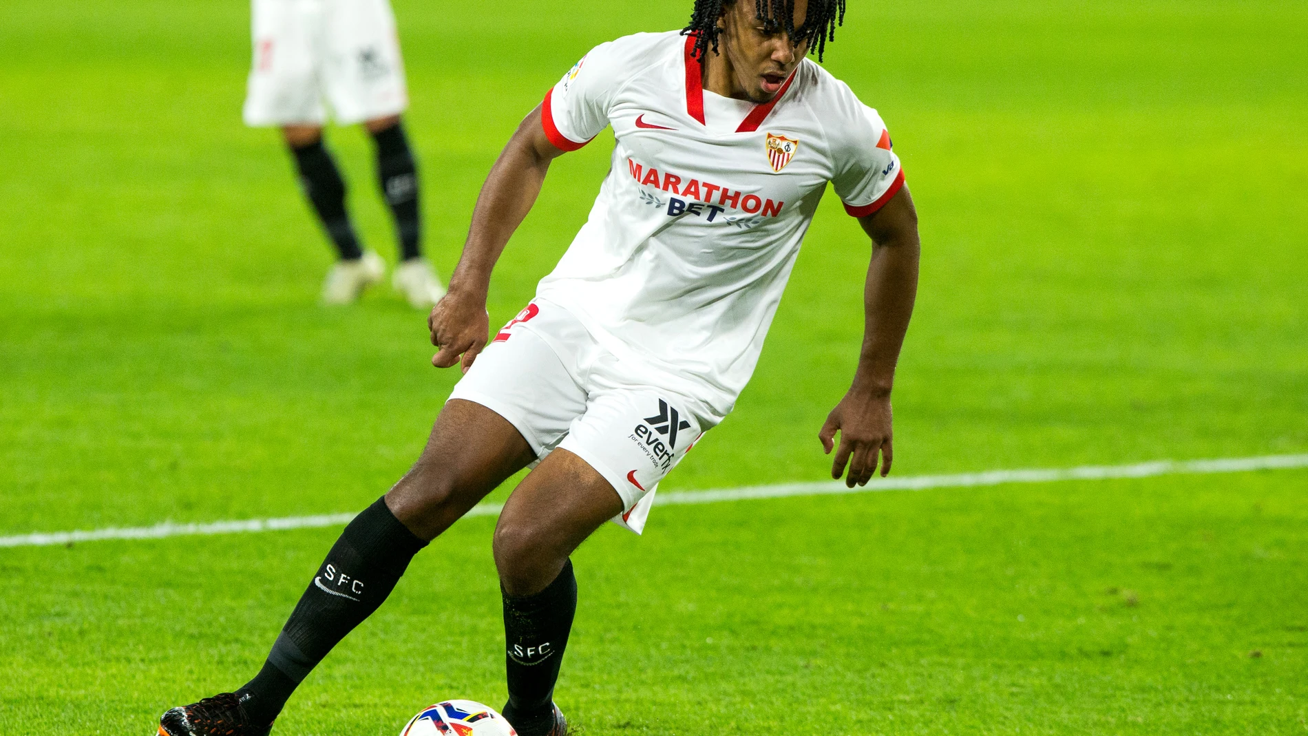 Jules Koundé con el Sevilla.