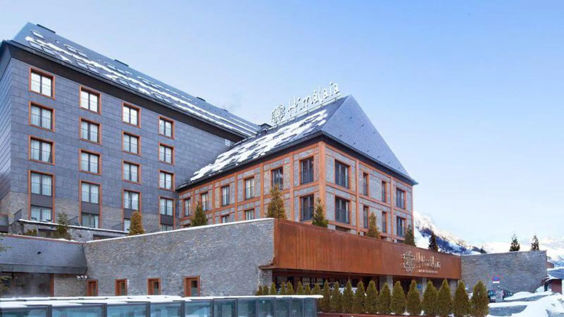 El hotel fue construido en 2009.