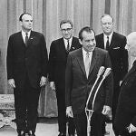 El general Charles de Gaulle, junto al ex presidente de EE UU Richard Nixon