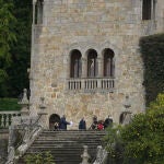 Técnicos de la Consejería de Cultura de la Xunta de Galicia realizan el inventario del Pazo de Meirás, bajo supervisión de la comitiva judicial, en Sada, La Coruña