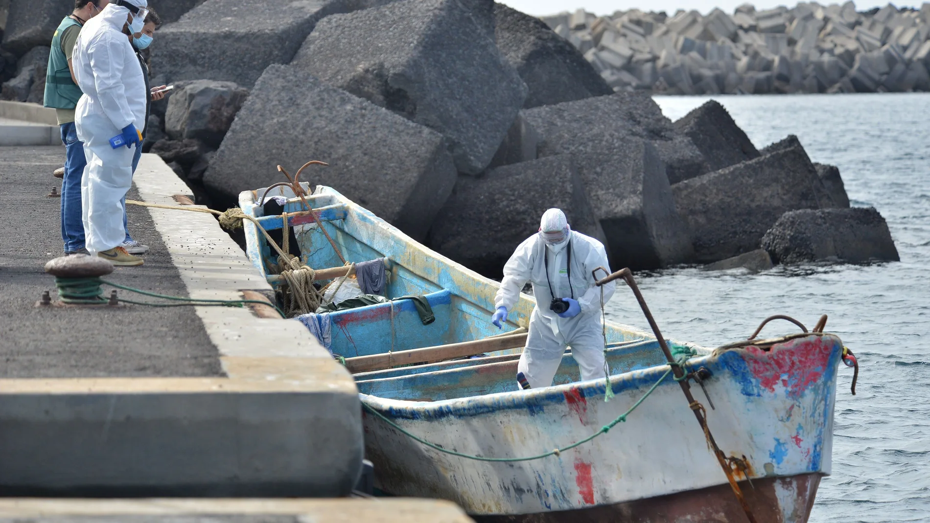 Foto de archivo de un cayuco
