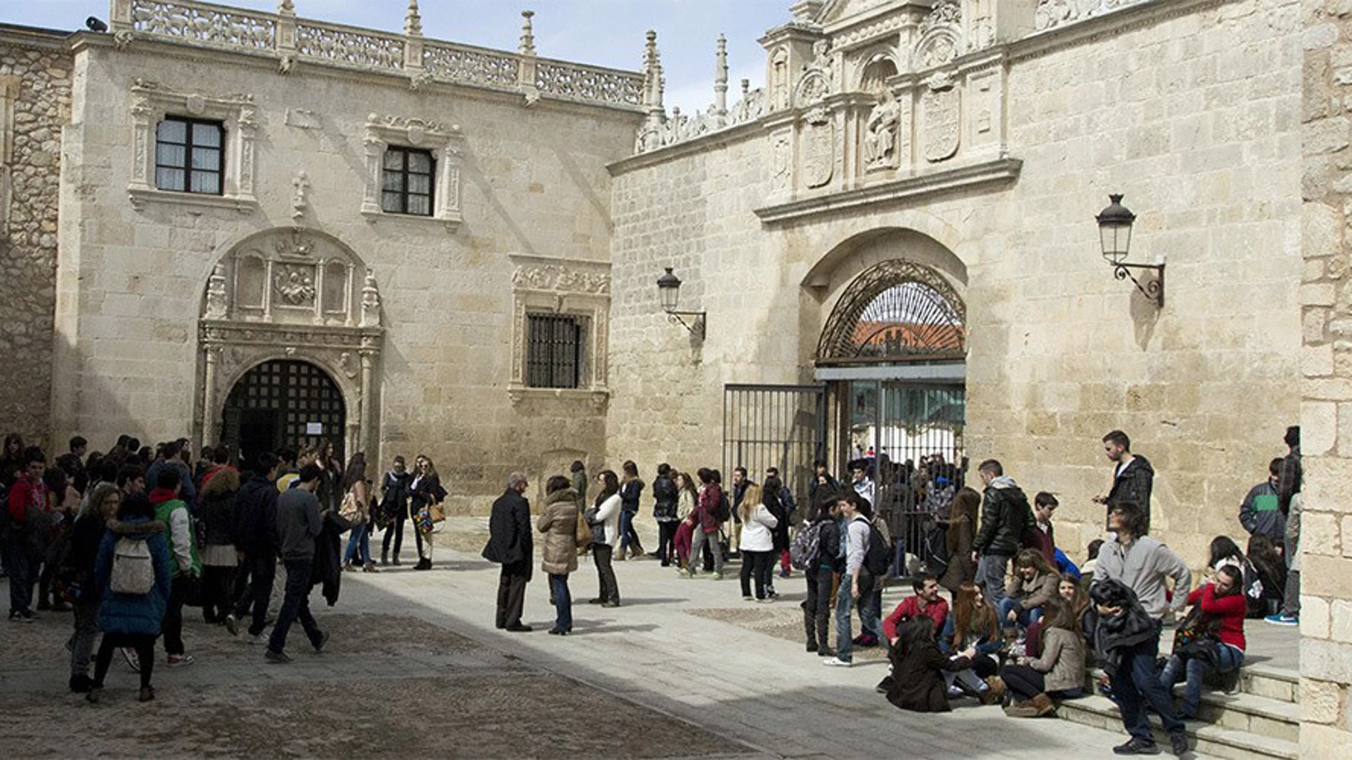 Alumnos de la Universidad de Burgos (UBU)