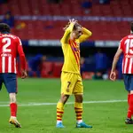 Antoine Griezmann con el Barcelona frente al Atlético de Madird.