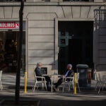 Una de las nuevas terrazas en la calzada de Barcelona