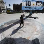 Los homenajes se suceden en Plaza de Mayo en honor a Maradona