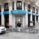 Oficia del Banco Sabadell en una céntrica calle de Madrid