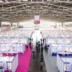 Centro de rastreadores de coronavirus en un pabellón de exposiciones de Múnich