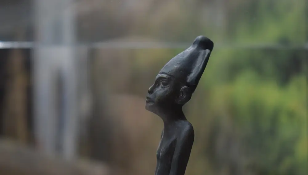 Escultura fenicia del dios Melkart.