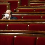 El líder del PSC, Miquel Iceta, durante un pleno del Parlament
