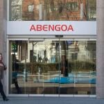 Fachada de una sede de Abengoa. EUROPA PRESS